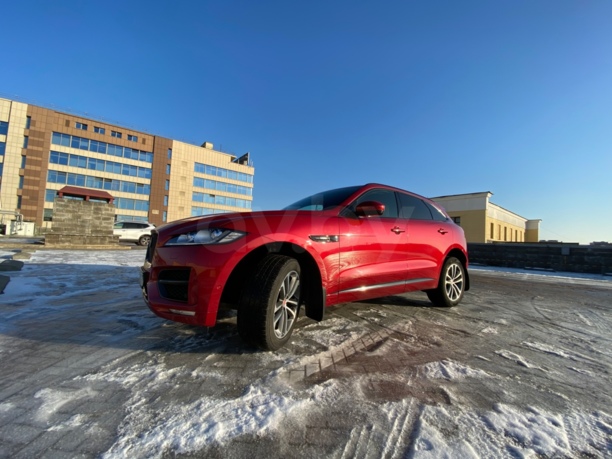 Jaguar F-Pace, 2016 г.