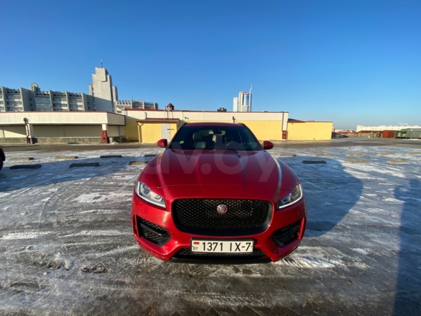 Jaguar F-Pace, 2016 г.