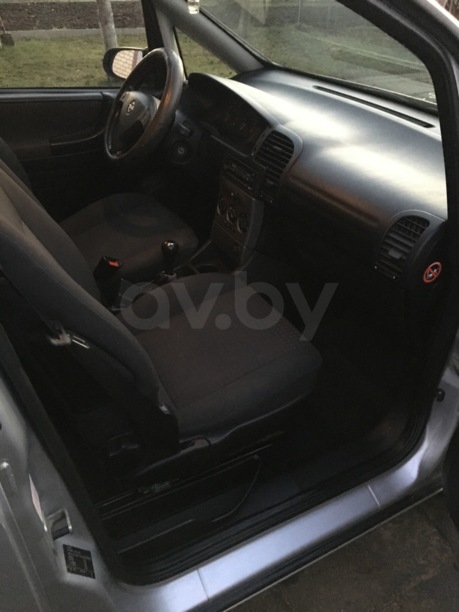 Opel Zafira A · Рестайлинг, 7 мест, 2004 г.