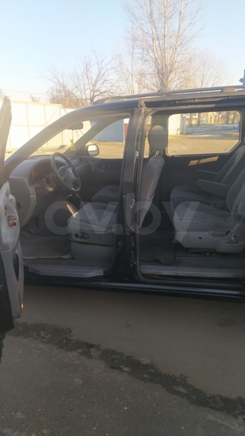 Kia Carnival I, 7 мест, 2000 г.