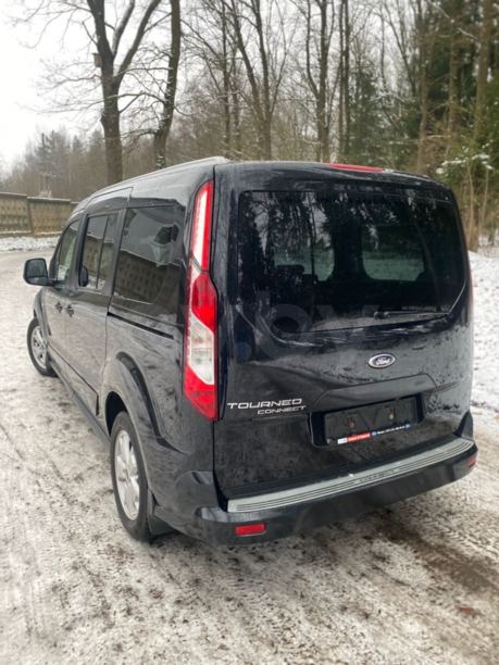 Ford Tourneo Connect II, 5 мест, 2015 г.