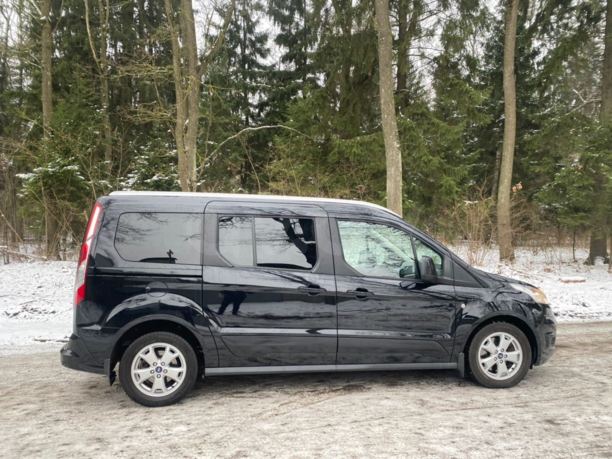 Ford Tourneo Connect II, 5 мест, 2015 г.