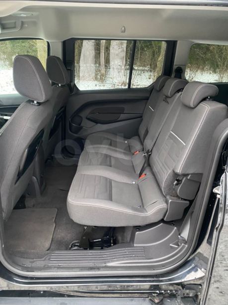 Ford Tourneo Connect II, 5 мест, 2015 г.