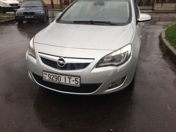 Opel Astra J, 2010 г.