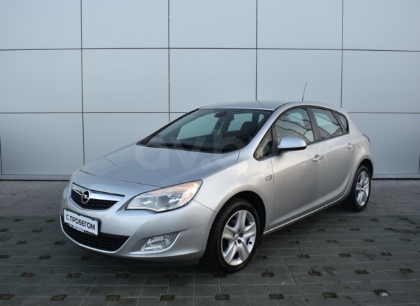 Opel Astra J, 2010 г.
