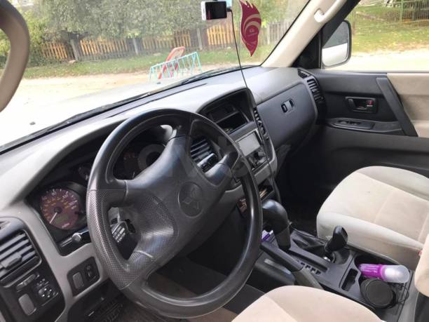 Mitsubishi Montero III, 2000 г.
