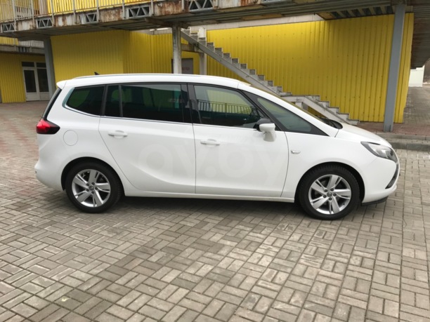Opel Zafira C, 2015 г.