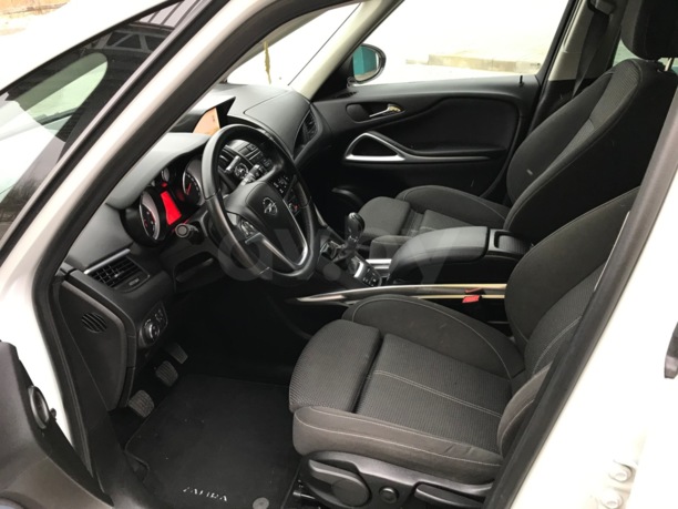 Opel Zafira C, 2015 г.