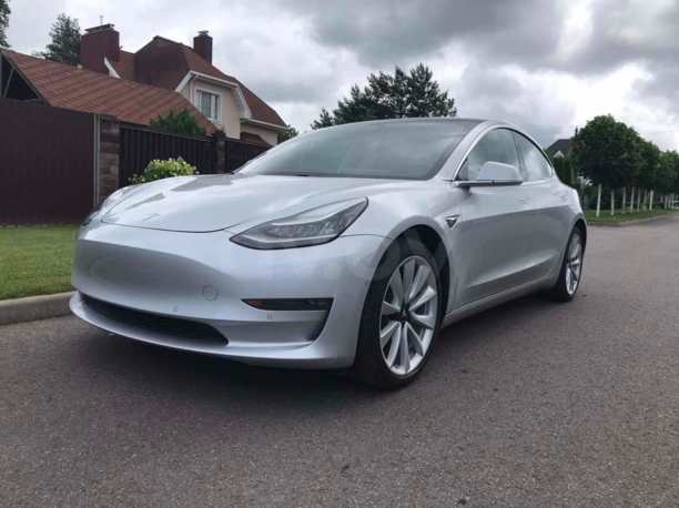 Tesla Model 3, 2018 г.