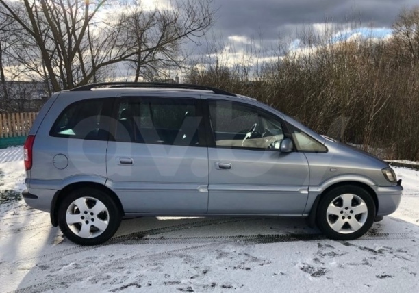 Opel Zafira A · Рестайлинг, 5 мест, 2003 г.