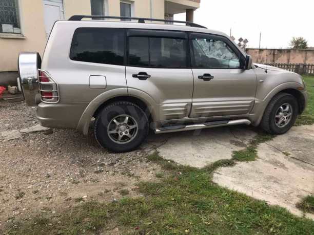 Mitsubishi Montero III, 2000 г.