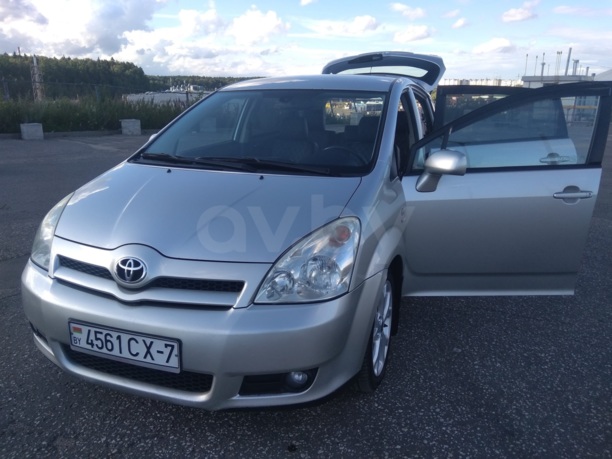 Toyota Corolla Verso III (AR10), 7 мест, 2005 г.