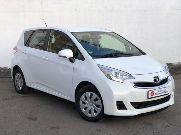 Toyota Verso-S, 2015 г.
