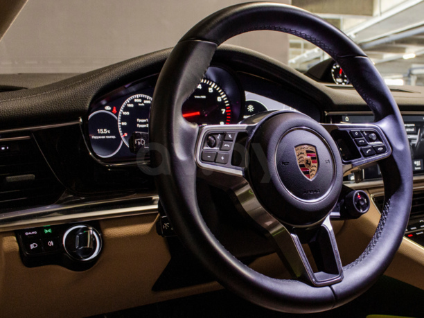 Porsche Panamera 971, 2017 г.
