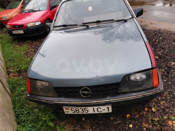 Opel Rekord, 1985 г.
