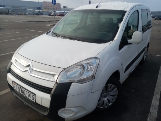 Citroen Berlingo II, 5 мест, 2010 г.