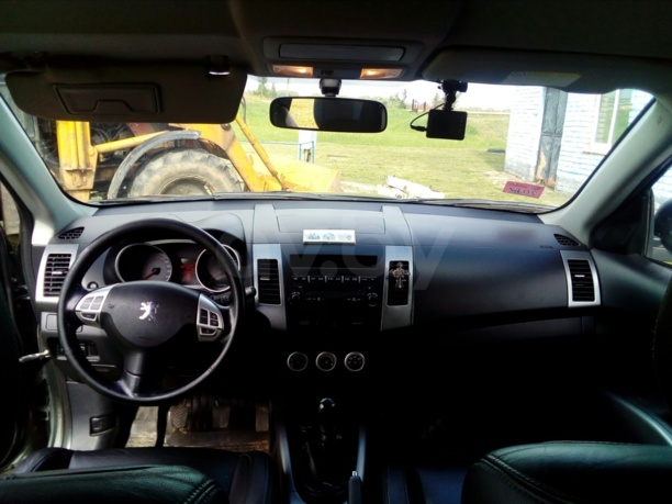 Peugeot 4007, 7 мест, 2008 г.