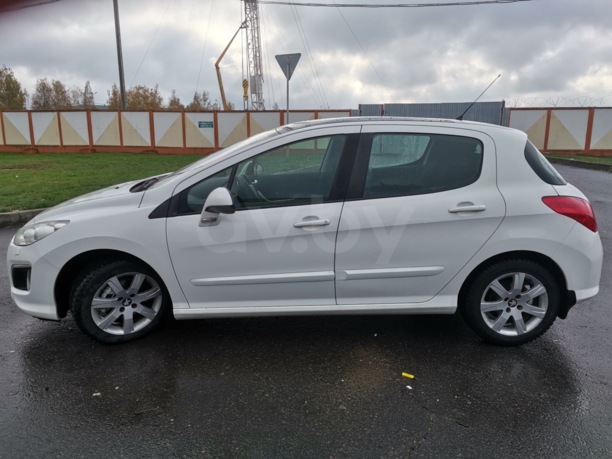 Peugeot 308 T7 · Рестайлинг, 2011 г.