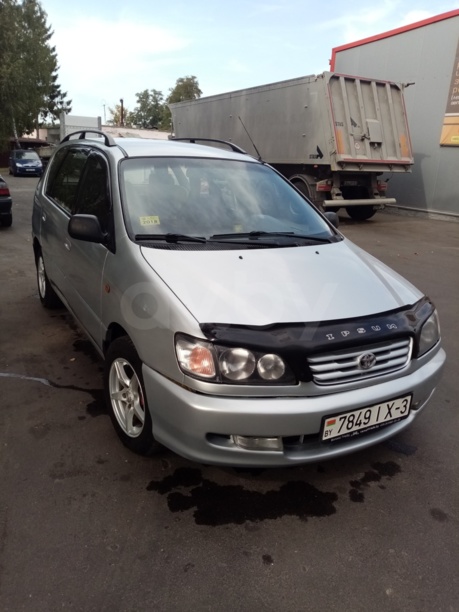 Toyota Picnic, 2001 г.