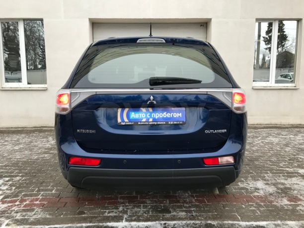 Mitsubishi Outlander III · Рестайлинг, 5 мест, 2014 г.