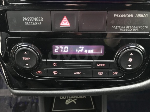 Mitsubishi Outlander III · Рестайлинг, 5 мест, 2014 г.