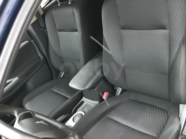 Mitsubishi Outlander III · Рестайлинг, 5 мест, 2014 г.