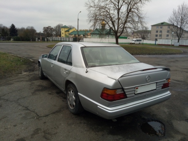 Mercedes-Benz E-Класс W124, S124, C124, A124, 1985 г.