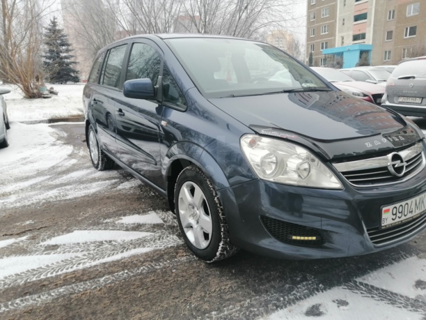 Opel Zafira B · Рестайлинг, 7 мест, 2010 г.