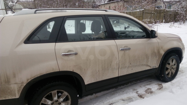 Kia Sorento II, 5 мест, 2010 г.