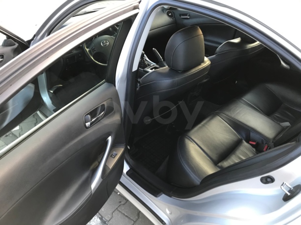 Lexus IS II · Рестайлинг, 2010 г.