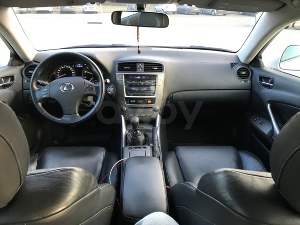 Lexus IS II · Рестайлинг, 2010 г.