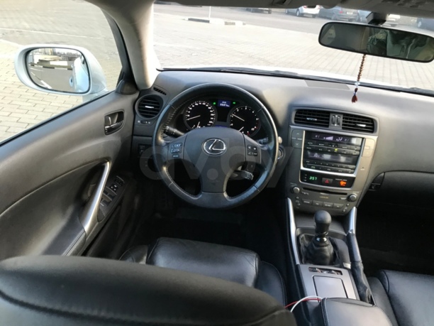 Lexus IS II · Рестайлинг, 2010 г.