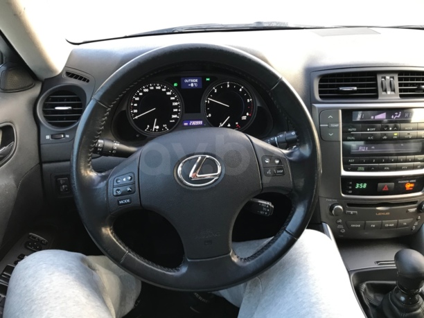 Lexus IS II · Рестайлинг, 2010 г.