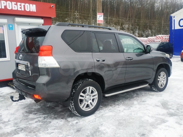 Toyota Land Cruiser Prado J150, 5 мест, 2010 г.