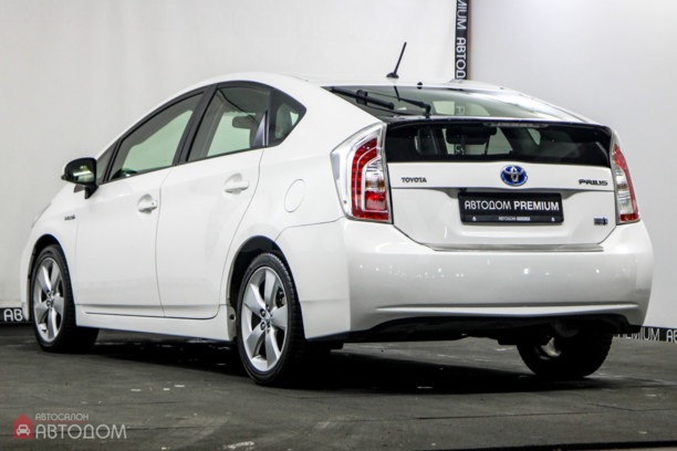 Toyota Prius III (XW30) · Рестайлинг, 2013 г.