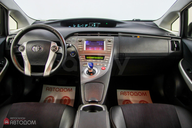 Toyota Prius III (XW30) · Рестайлинг, 2013 г.