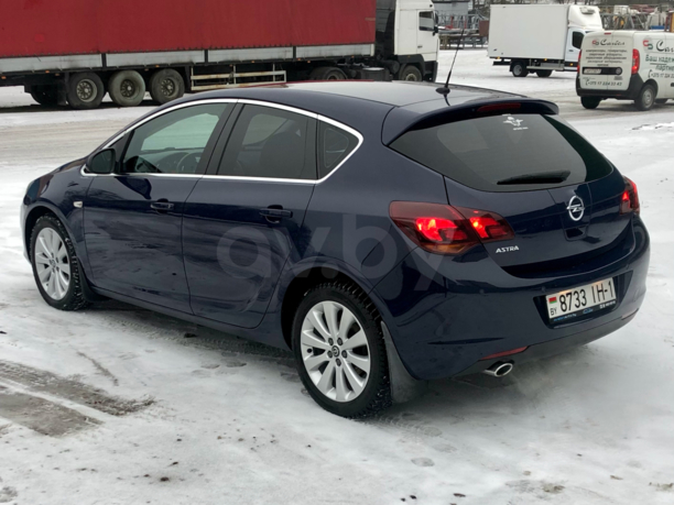 Opel Astra J, 2011 г.