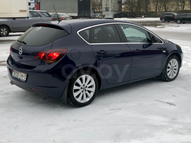 Opel Astra J, 2011 г.