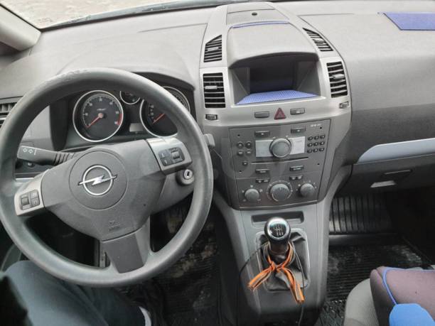Opel Zafira B, 5 мест, 2007 г.