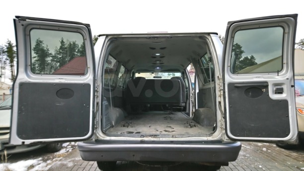 Ford Econoline, 2004 г.