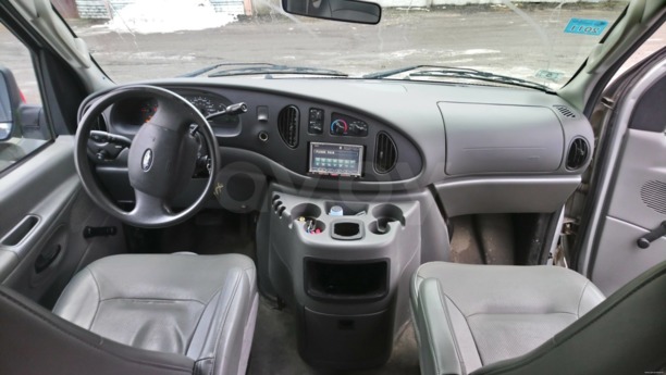 Ford Econoline, 2004 г.