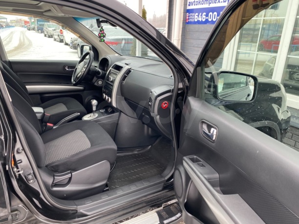 Nissan X-Trail II (T31), 5 мест, 2010 г.