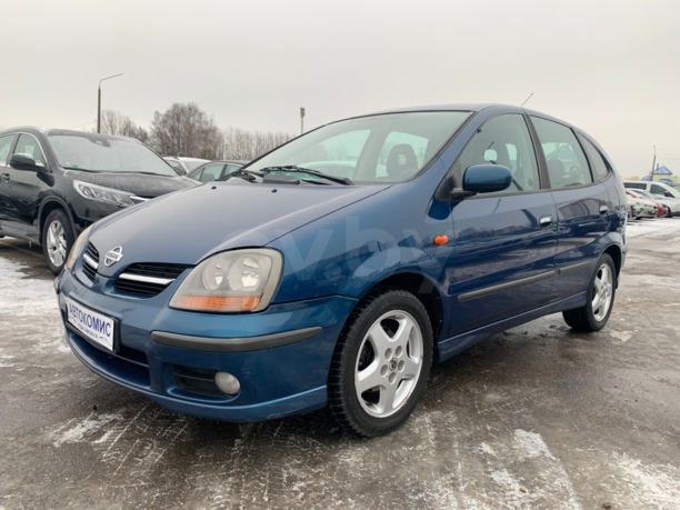 Nissan Almera Tino, 2000 г.