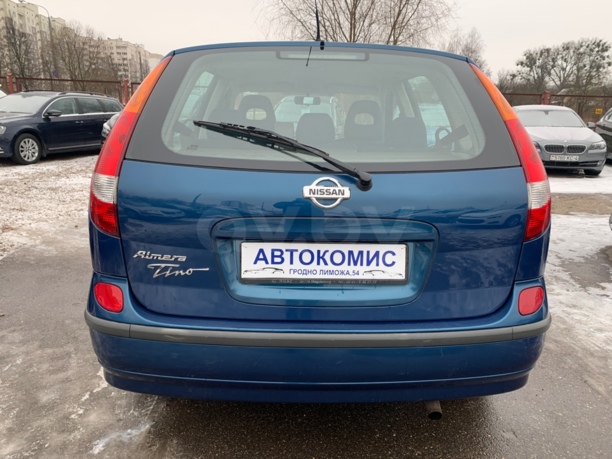 Nissan Almera Tino, 2000 г.