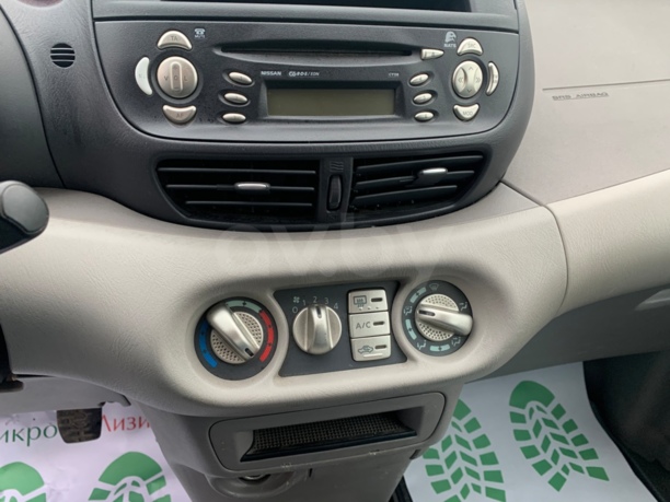 Nissan Almera Tino, 2000 г.