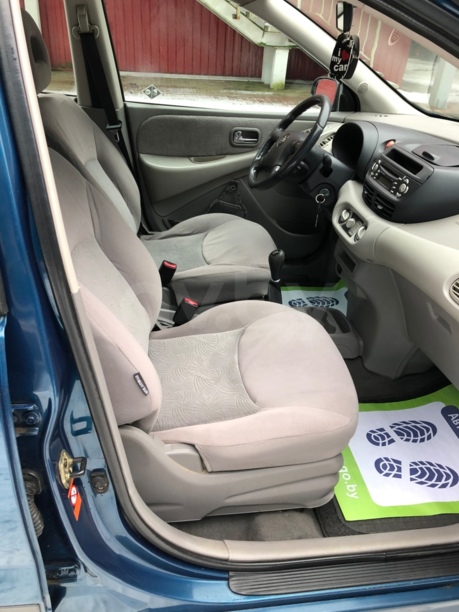 Nissan Almera Tino, 2002 г.