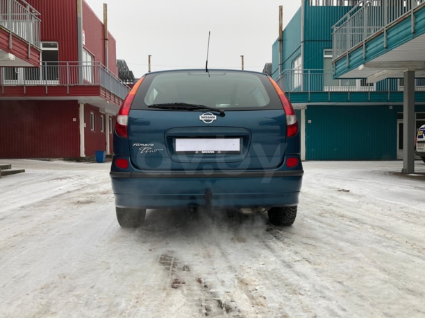 Nissan Almera Tino, 2002 г.