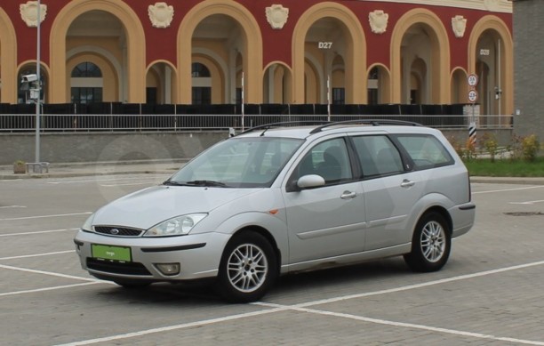 Ford Focus I · Рестайлинг, 2001 г.