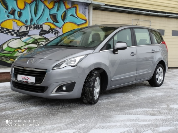 Peugeot 5008 I · Рестайлинг, 5 мест, 2016 г.
