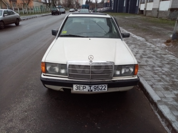 Mercedes-Benz 190 (W201), 1983 г.